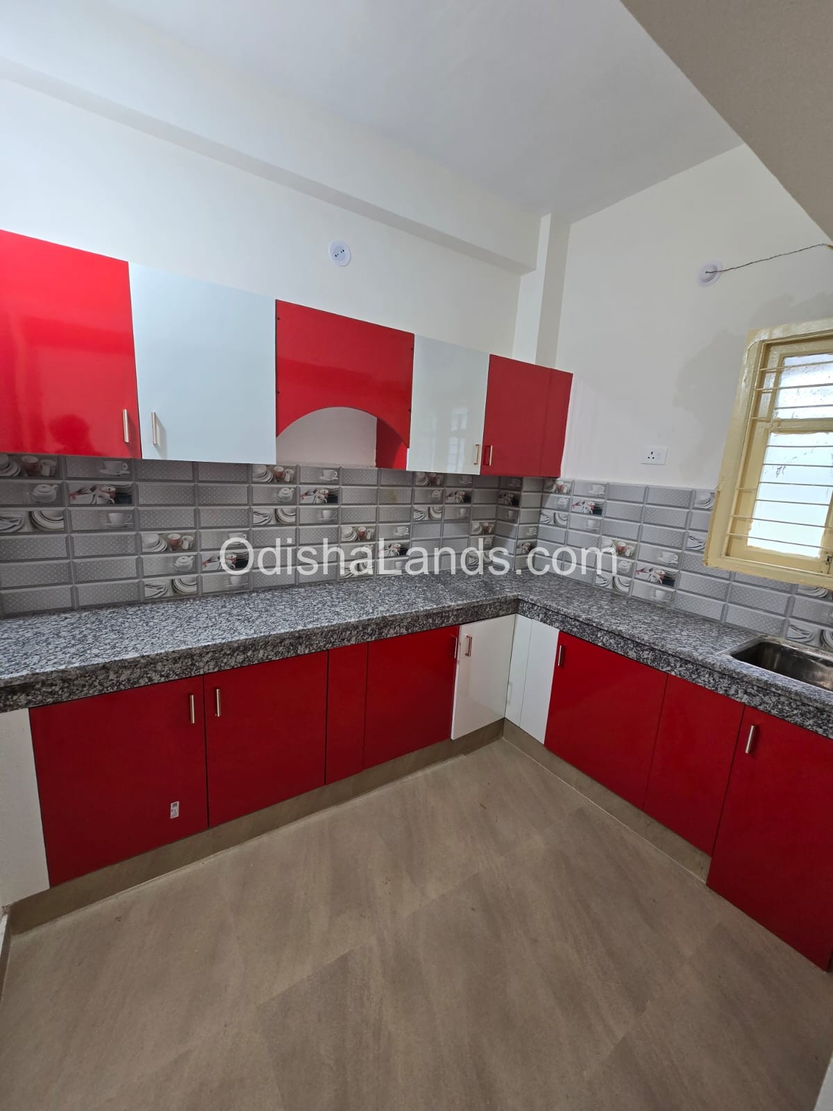 3BHK resale apartment for sell near Rabi talkies zudio.